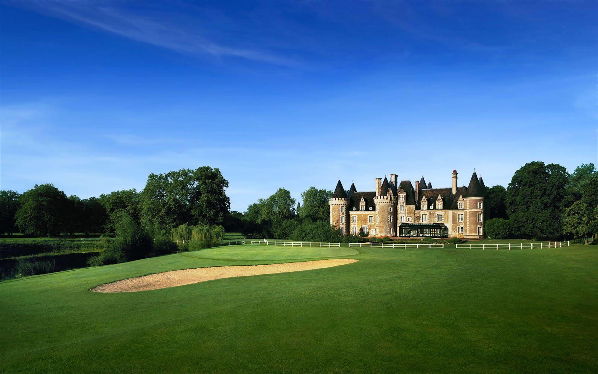 Chateau Golf Des Sept Tours Courcelles-de-Touraine Exterior photo